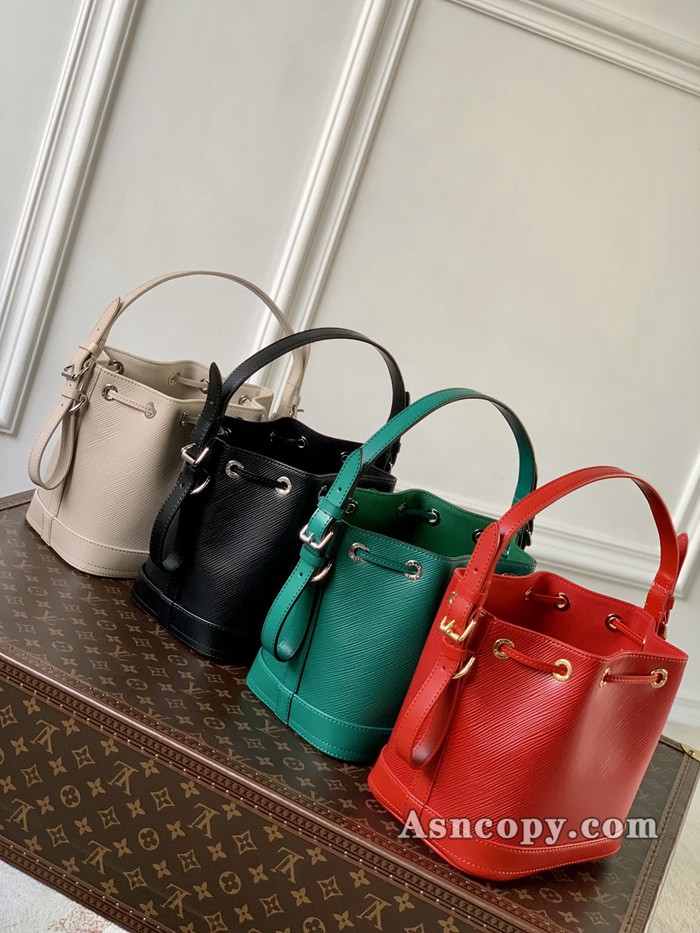 ルイヴィトンエピノエ BBショルダーバッグ  M12847ブラック